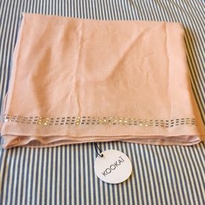 Pretty pink scarf with silver detail